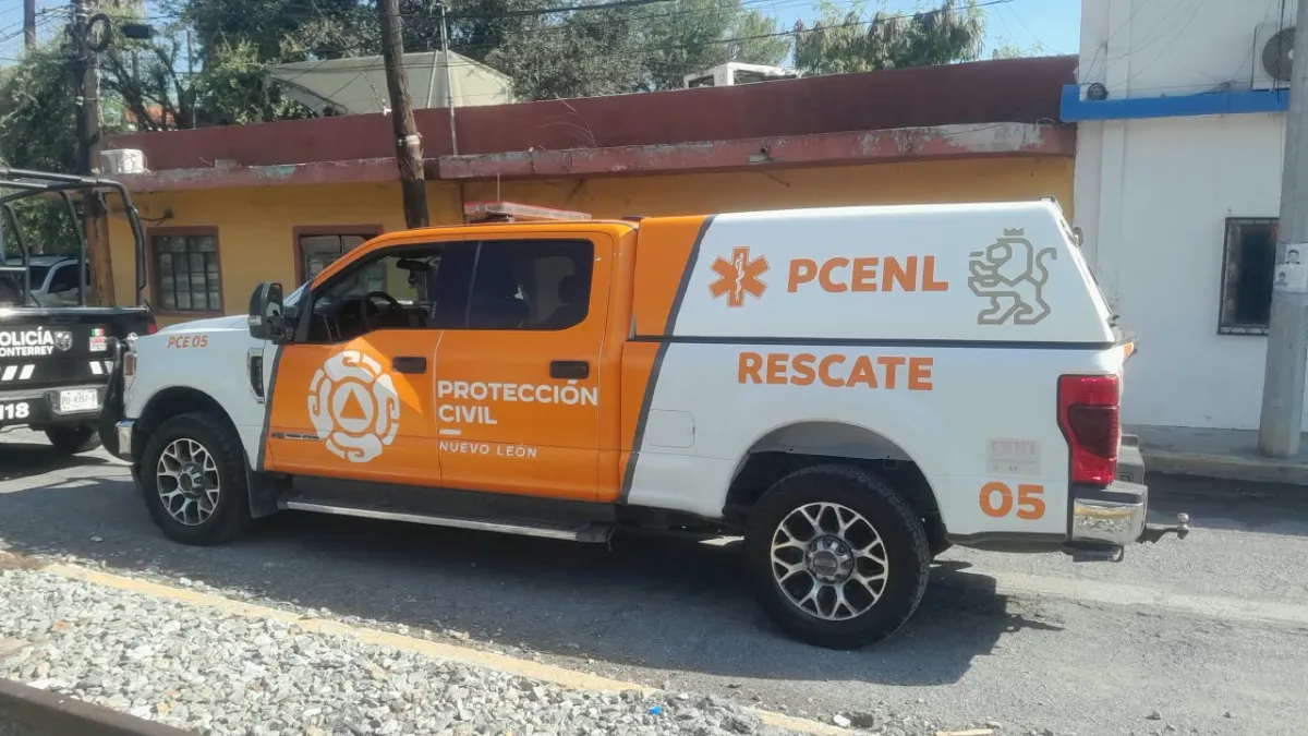 Muere una persona tras incendio en vivienda abandonada de Monterrey