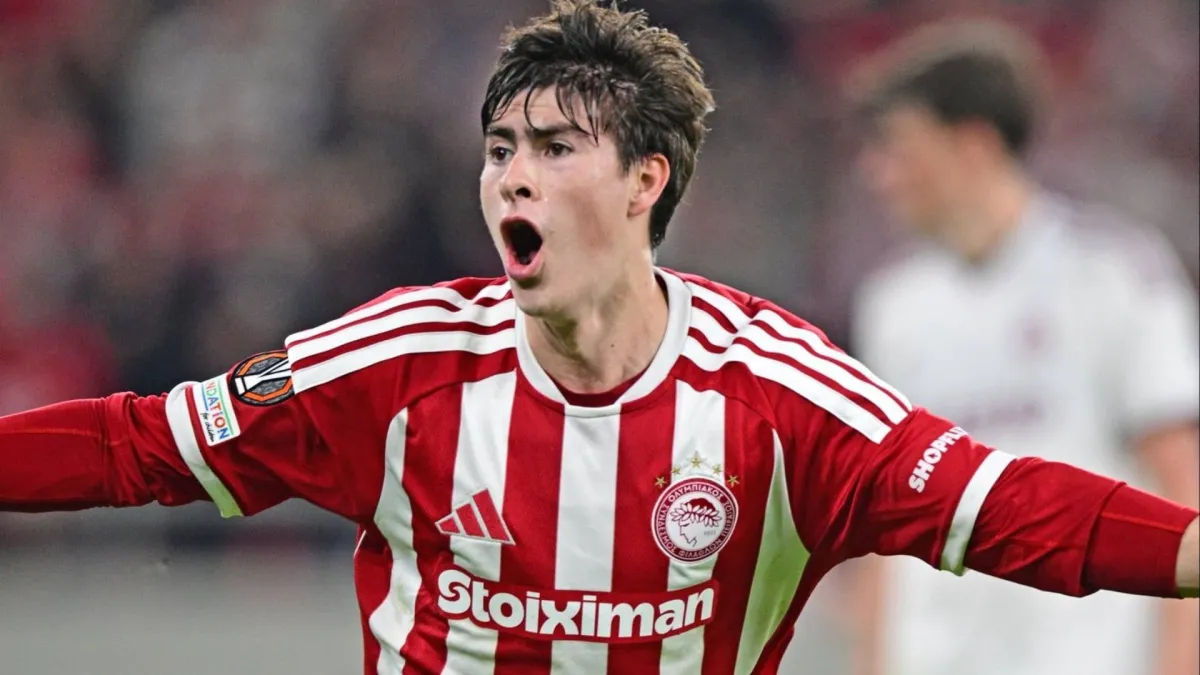La ‘Hormiga’ González entró de cambio y “anota” el gol del triunfo del Olympiacos ante Sparta Praga; ya suman seis victorias consecutivas