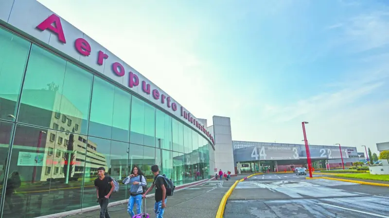 Avanza en tiempo y forma inversión quinquenal en 12 aeropuertos: GAP