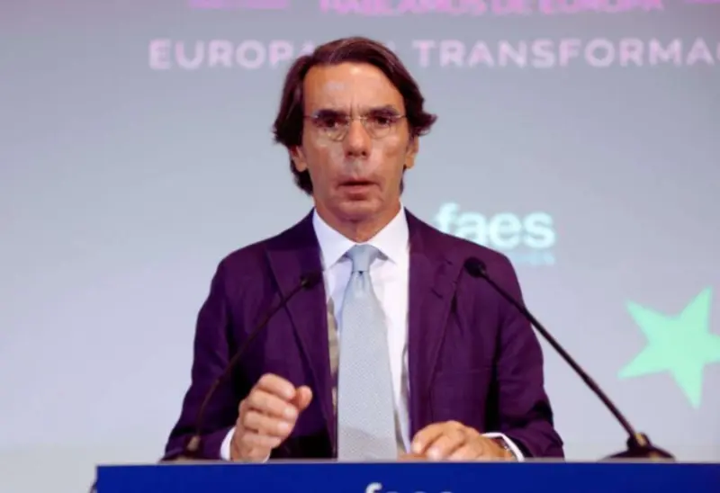 Las advertencias de Aznar sobre la estabilidad institucional reavivan el choque político y el recuerdo del 2004