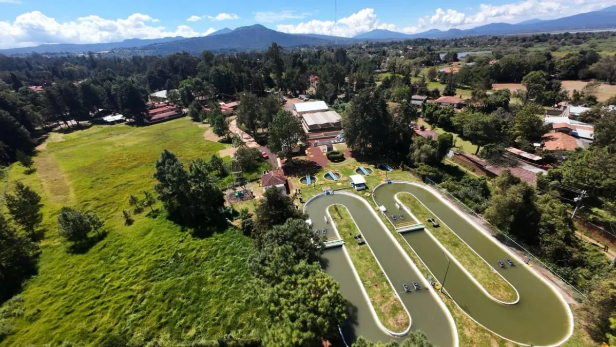 Invierten mil 100 mdp en saneamiento del Lago de Pátzcuaro
