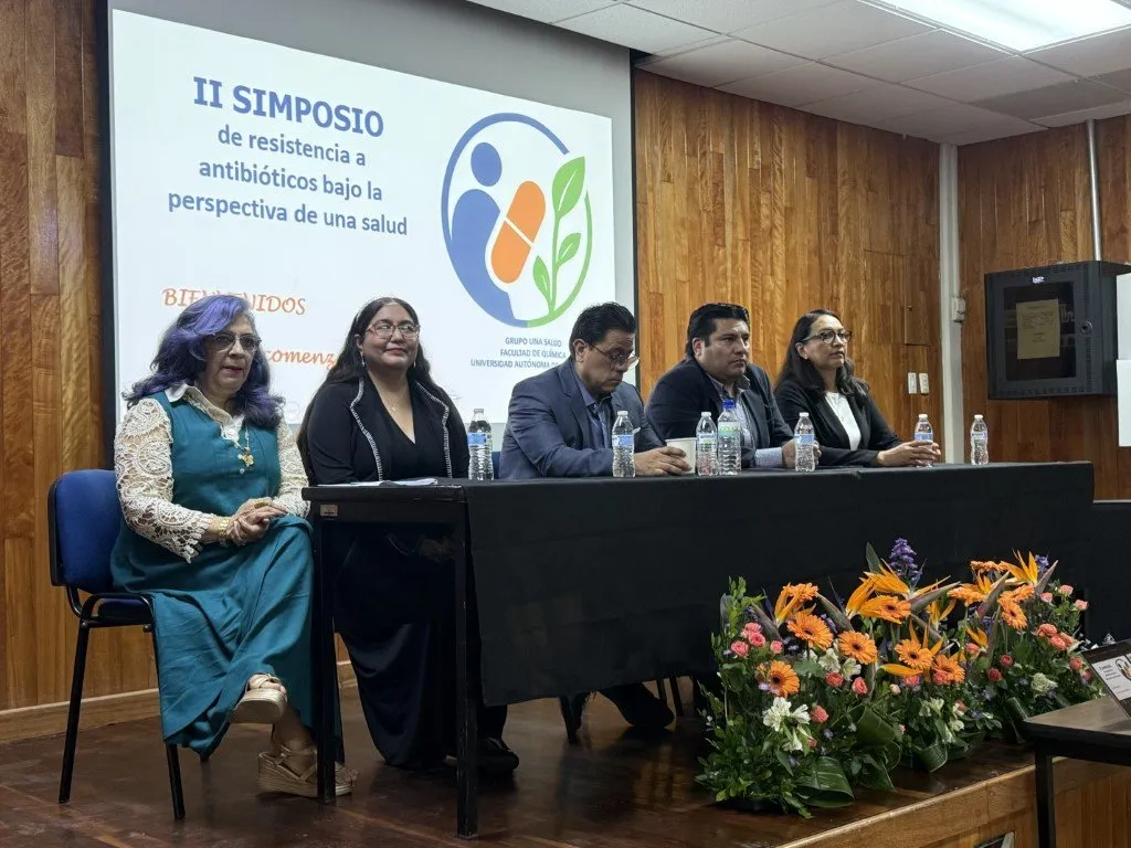 Evalúa Química UAQ la resistencia a antibióticos, desde el enfoque de “una salud”