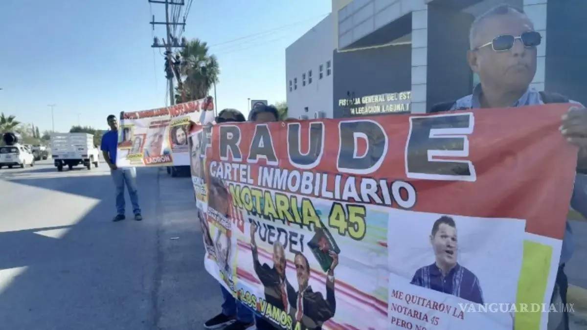 Subasta de predios estatales en octubre indemnizará a primer bloque de defraudados por exnotario en Torreón