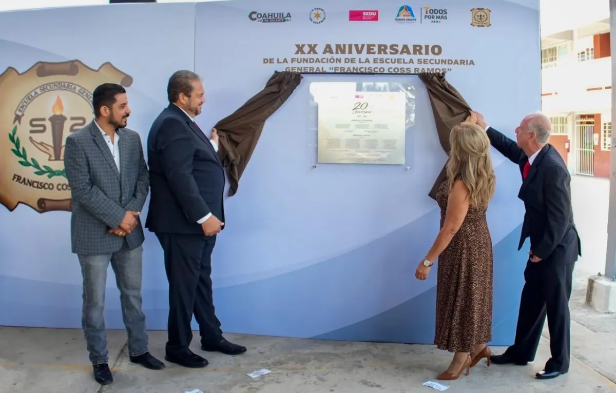 Ramos Arizpe: Cumple 20 años Secundaria Francisco Coss Ramos con entrega de equipamiento