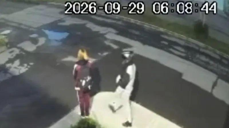 Asaltan a alumno afuera de un kínder; le roban su mochila con sus útiles