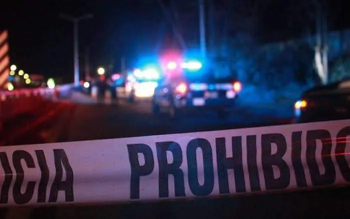 Encuentran a mujer y hombre sin vida en carretera Actopan-Progreso
