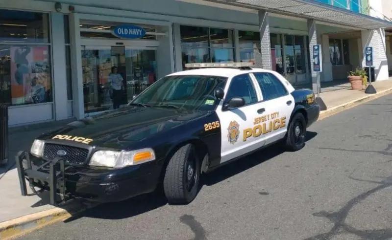 Determina gran jurado no acusar a policía de Jersey City por tiroteo