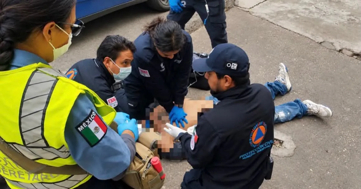 Hombre sufre descarga eléctrica y cae de un tercer piso mientras realizaba trabajos en altura en San Pedrito Los Arcos