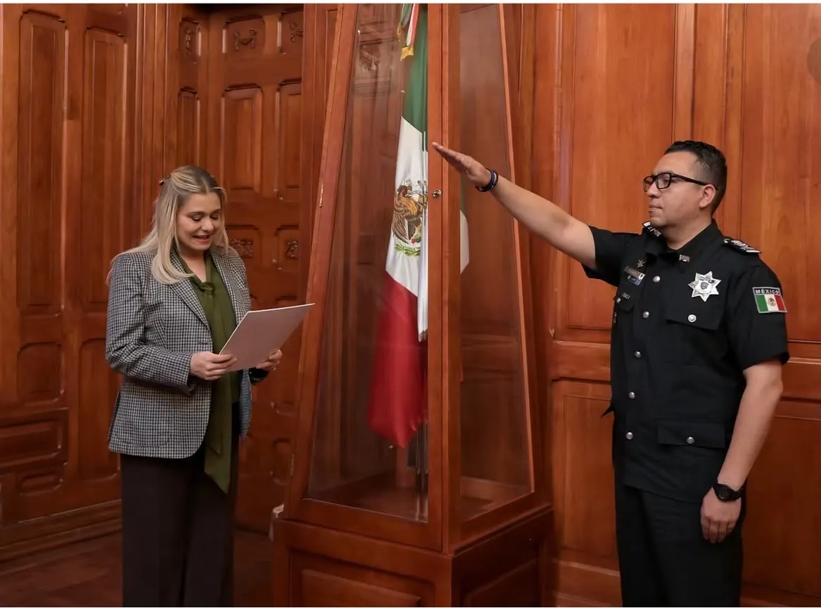Maru Campos toma protesta a Luis Ángel Aguirre como nuevo secretario de Seguridad Pública de Chihuahua