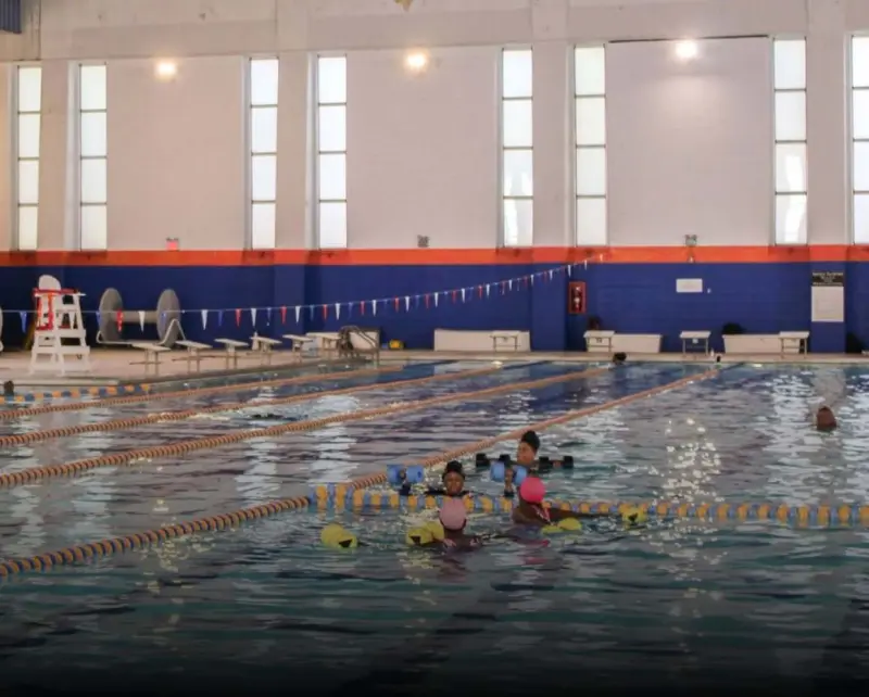 Implementará Newark pase obligatorio para acceso a piscinas públicas