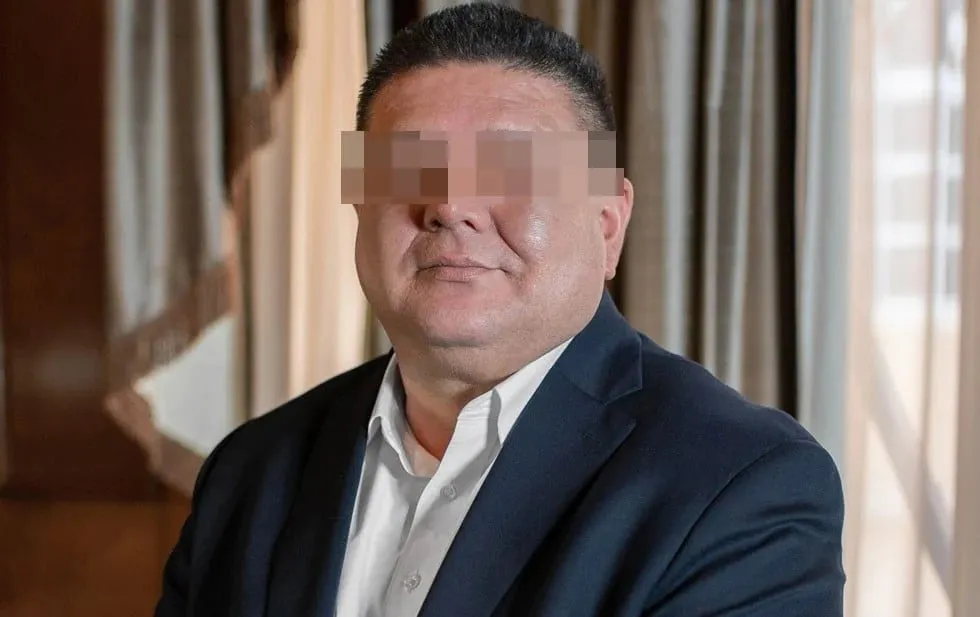 No hay ninguna declaración que me señale: César J.