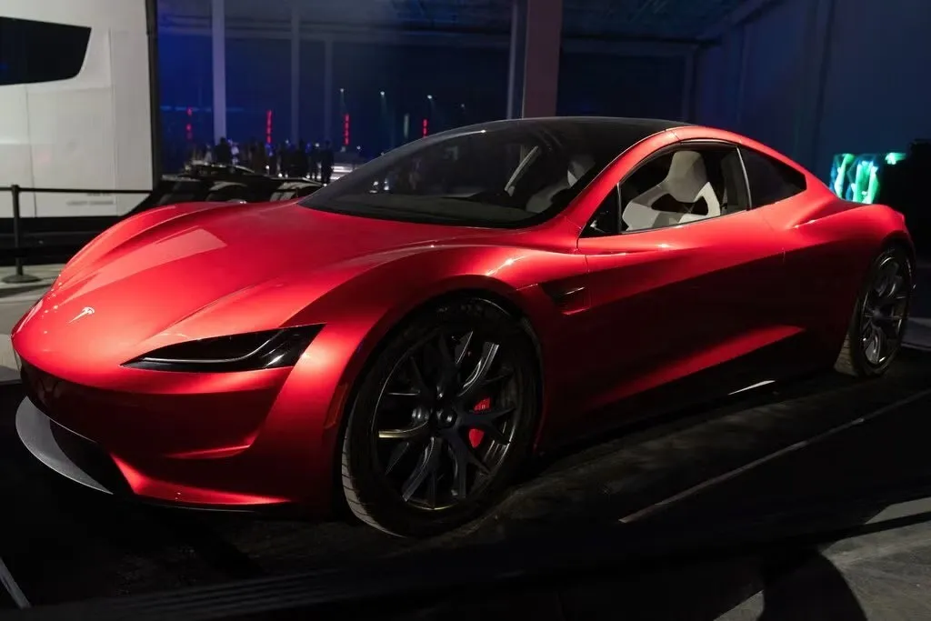 Tesla lidera la avalancha de ventas de coches eléctricos que cuestan más de 100.000 dólares
