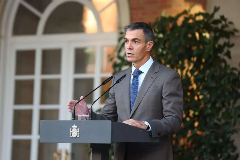 Sánchez da el pistoletazo del 29-N desde el Consejo de Ministros: ¿cómo piensa contradecir las encuestas?