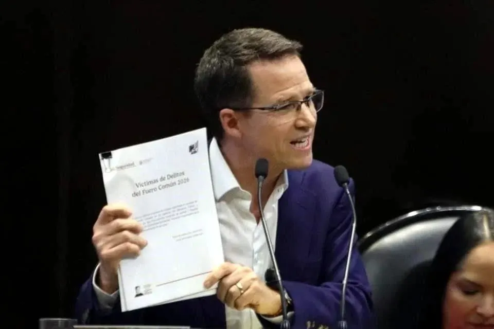 Exige Anaya comparezca Taddei por 'cochinero' en INE