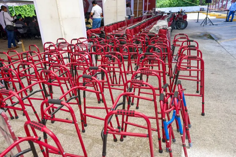 Entrega Gobierno de Guerrero aparatos ortopédicos a 20 municipios