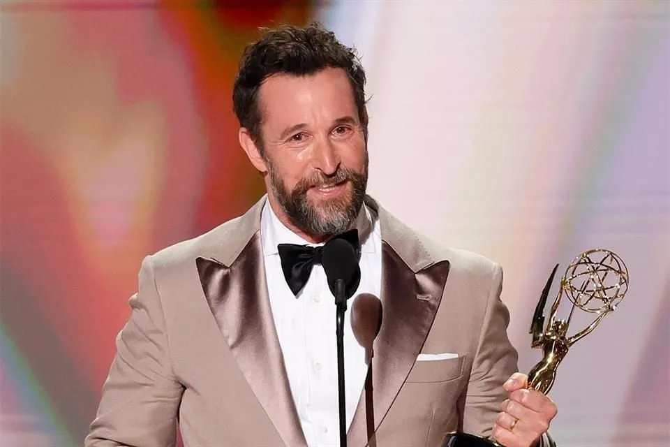 Es Noah Wyle 'el hombre más sexy del mundo'