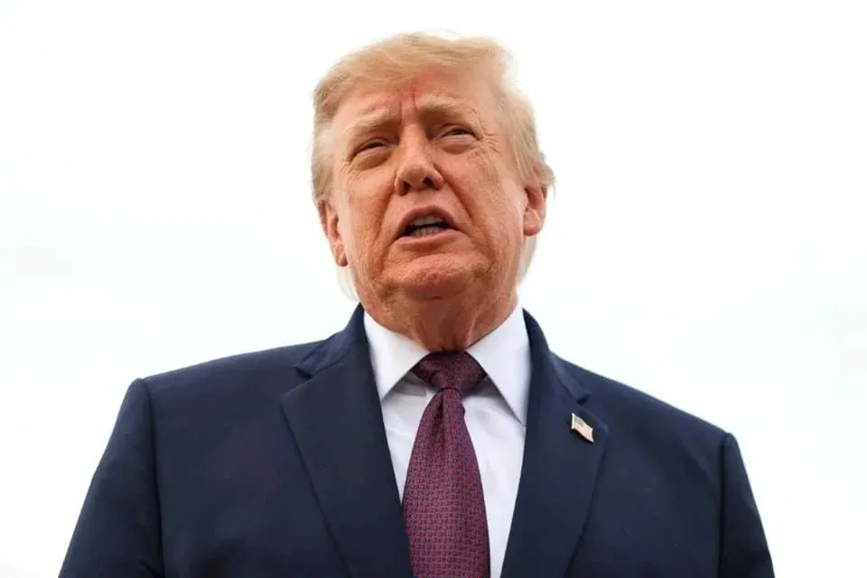 Critican a Trump por celebrar triunfos electorales en Canadá