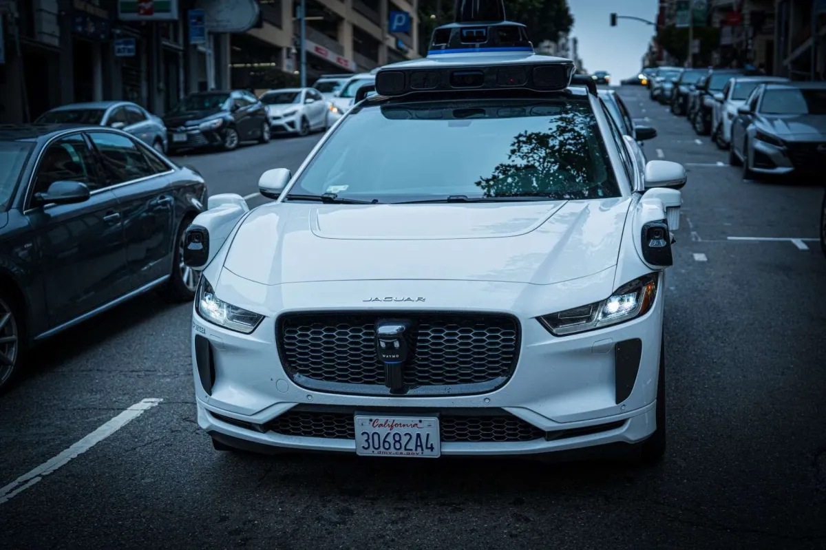 Los robotaxis de Waymo llegan a Madrid: cuándo empezarán a llevar pasajeros