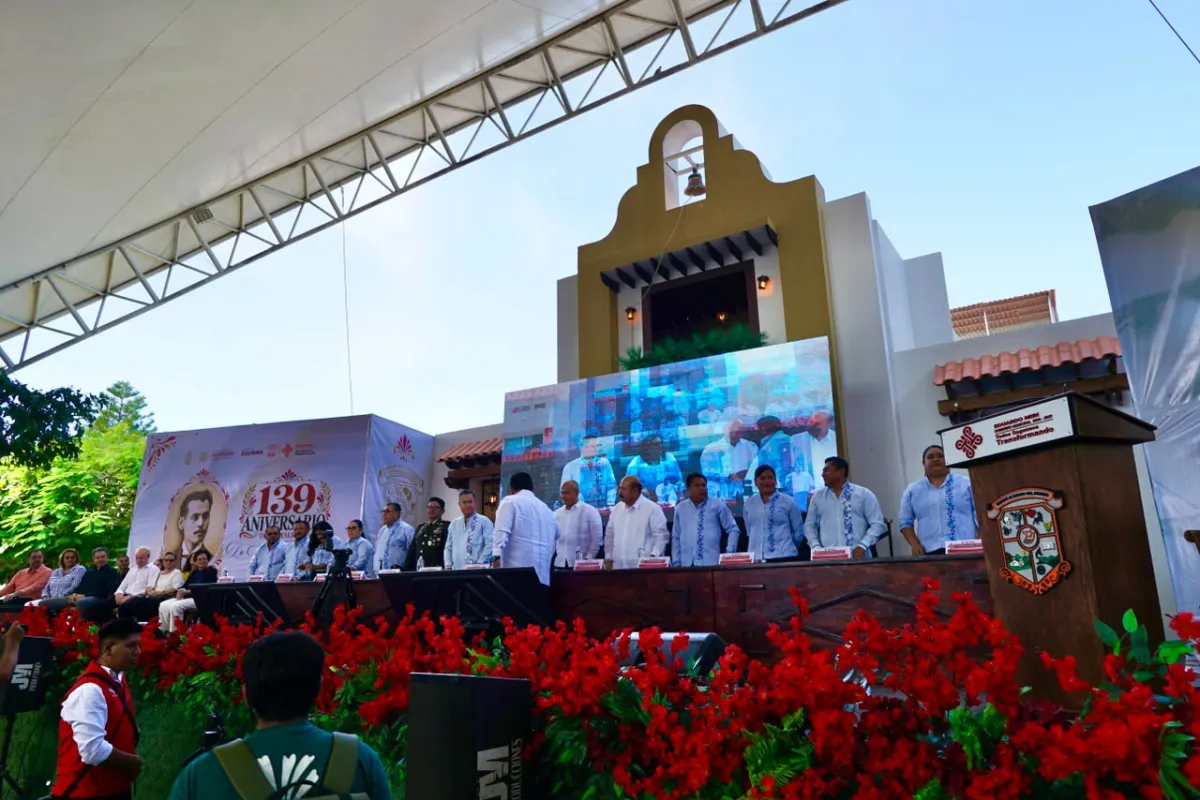 Reconocen trayectoria de Francisco Rodríguez Cisneros