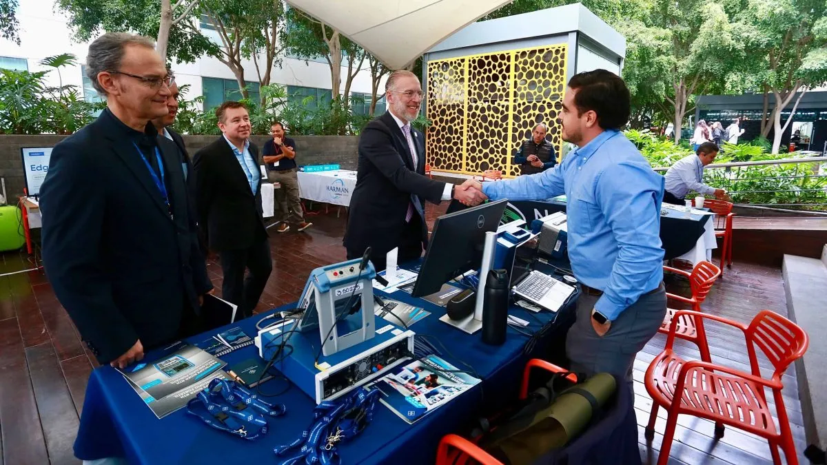 Visita Del Prete Centro de R&D de HARMAN