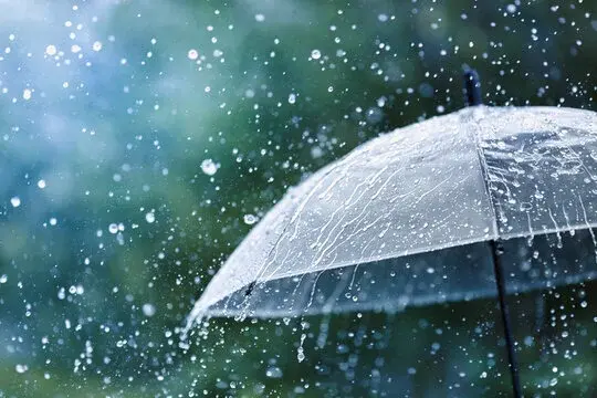 No guarde el paraguas; prevén lluvias hasta después de las 22:00 horas