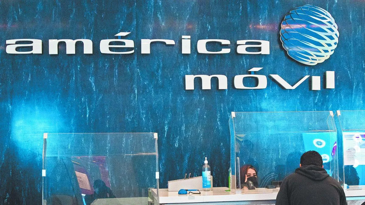 América Móvil perdió 3 millones de clientes por desconexiones