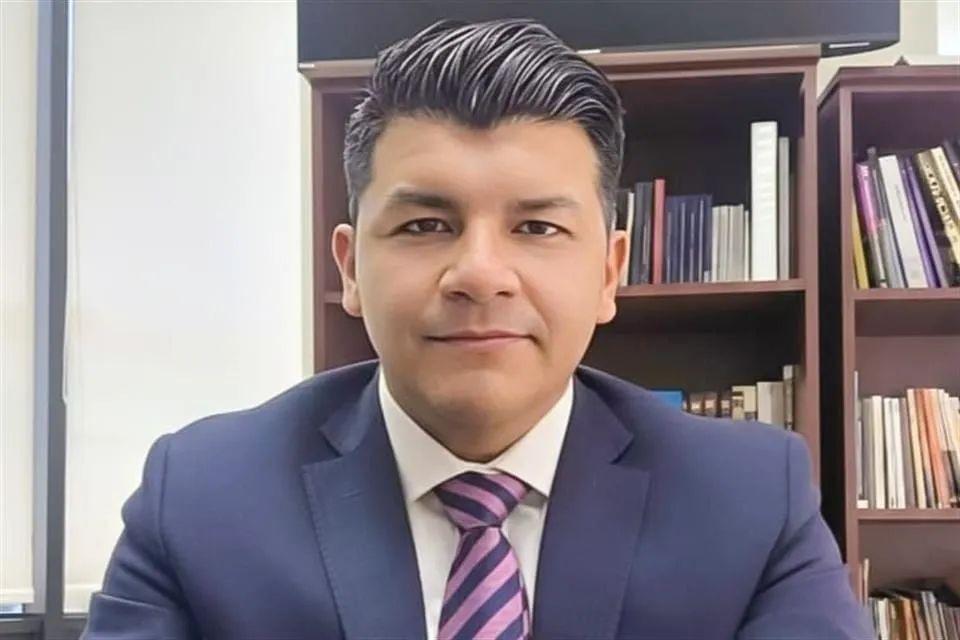 Llaman a cuentas a contralor de Taddei