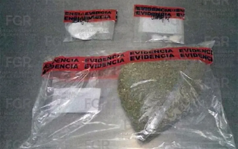 Van a prisión por posesión de marihuana, cocaína y armas