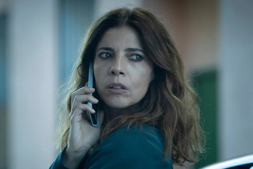 Maribel Verdú (56 años), sobre su infancia: "Para merendar me comía un exquisito bocadillo de leche condensada con rodajas de plátano que preparaba mi madre"