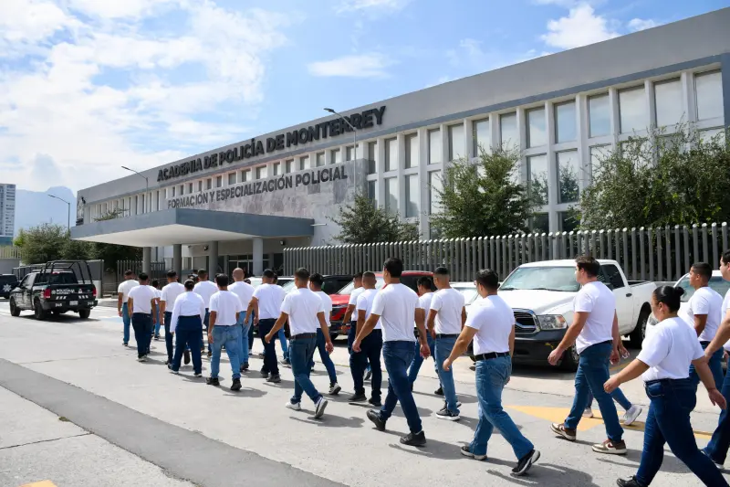 Ingresan 44 cadetes a la Academia de Policía de Monterrey