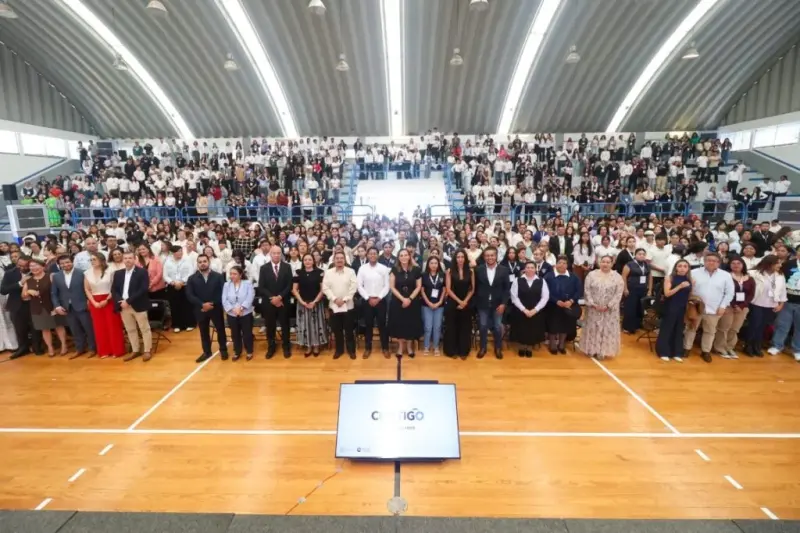 Escuelas Normales de Querétaro realizan encuentro para compartir experiencias docentes