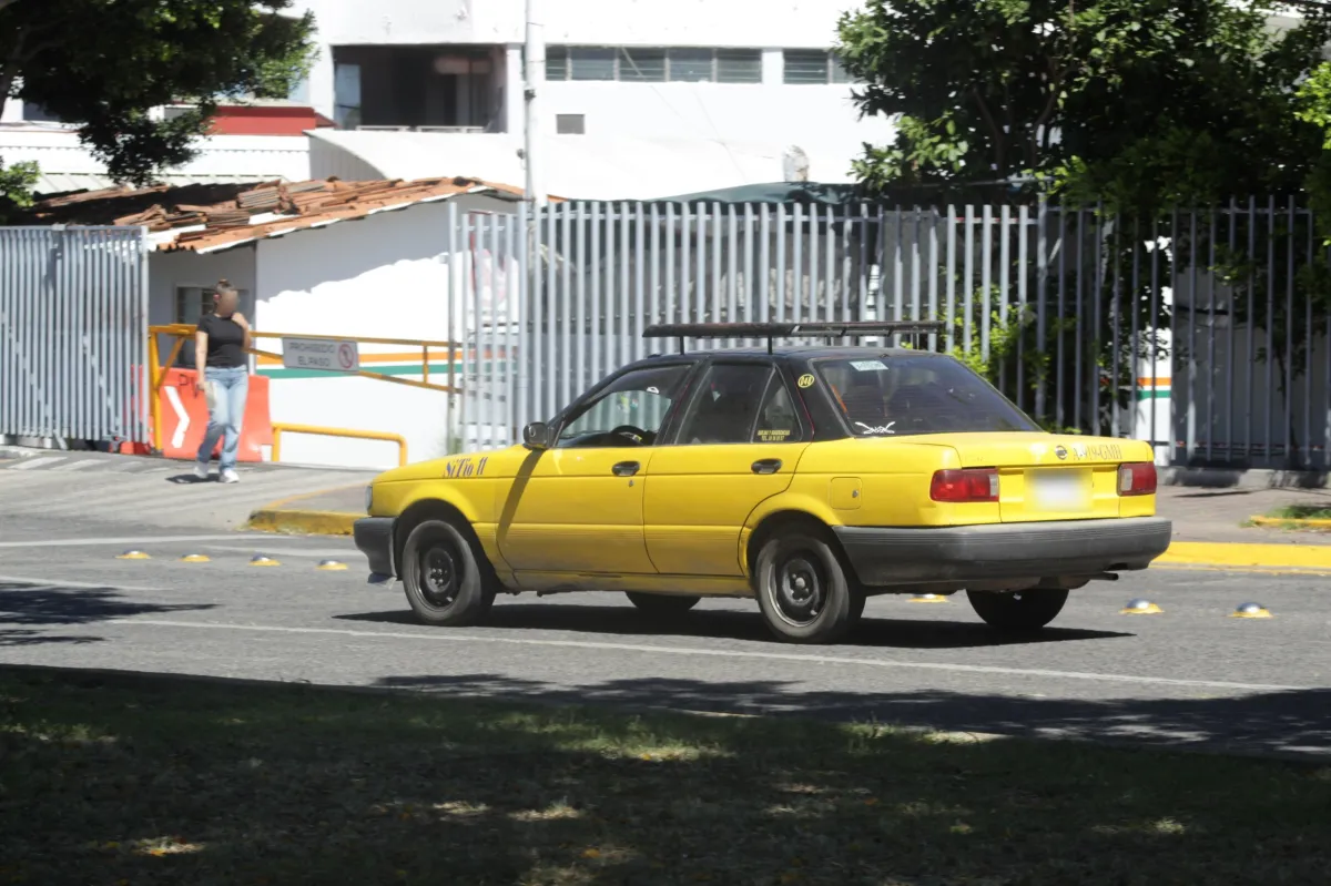 Lanzan convocatoria para chatarrización y sustitución de taxis en Jalisco