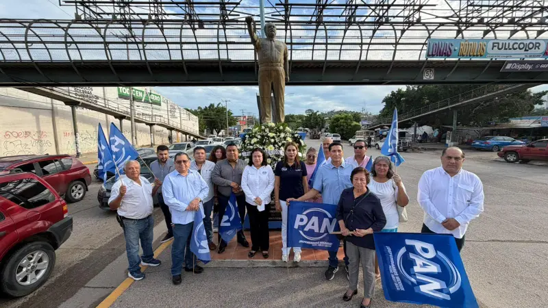 Recuerdan a ‘Maquío’ Clouthier en Mazatlán con llamado del PAN a defender la democracia