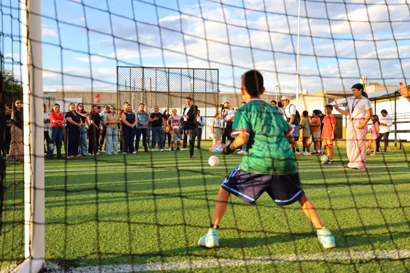Rehabilita Zapopan unidad deportiva y suma 81 espacios renovados
