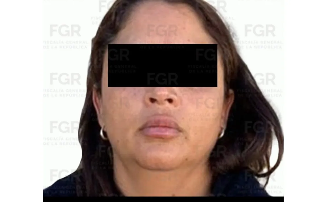 Condenan a 12 años de cárcel a mujer por transportar migrantes en Sonora