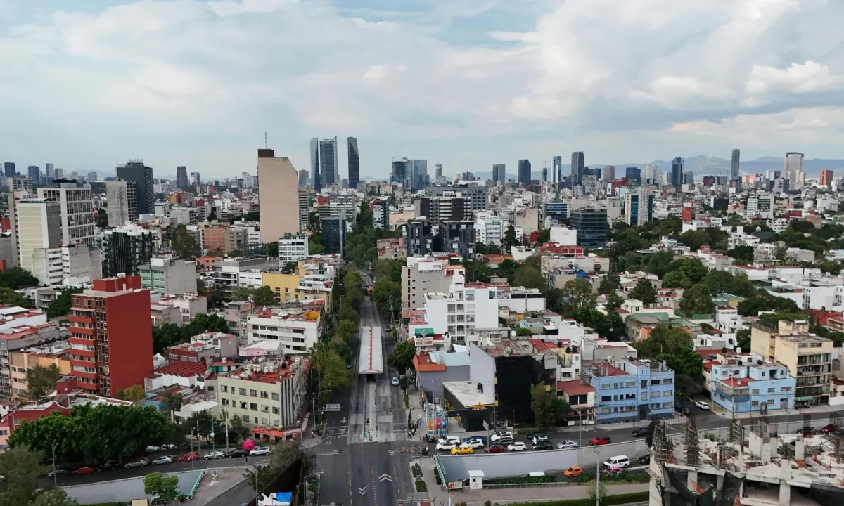 Gobierno de CDMX expropia tres predios deteriorados en la alcaldía Cuauhtémoc para construir viviendas sociales que permitan a sus actuales ocupantes vivir en condiciones más seguras