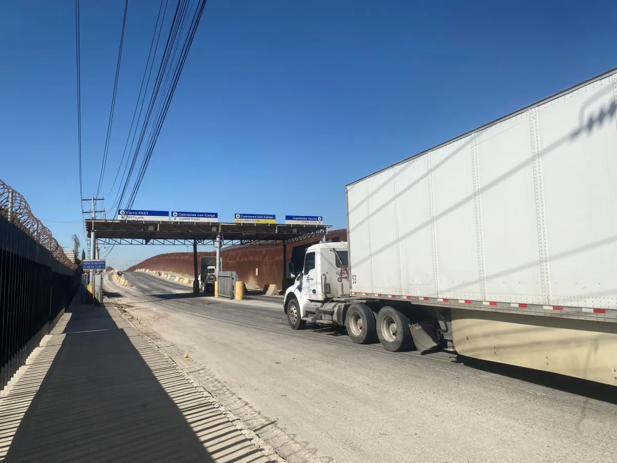 Garita Otay II abre parcialmente para desfogar mil 500 camiones del bulevar Bellas Artes en Tijuana
