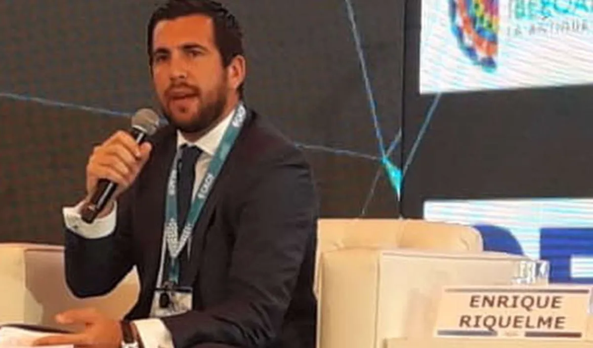 El desafío de Riquelme a Florentino: abre un punto de encuentro junto al Bernabéu