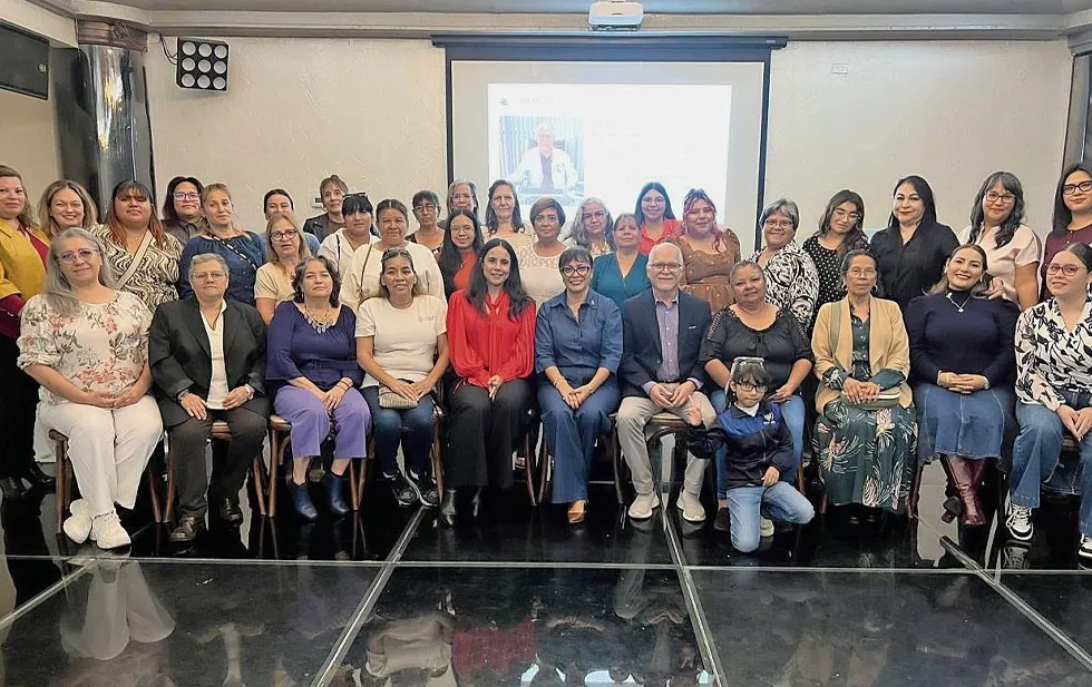 Platican sobre la importancia de la insuficiencia ovárica prematura