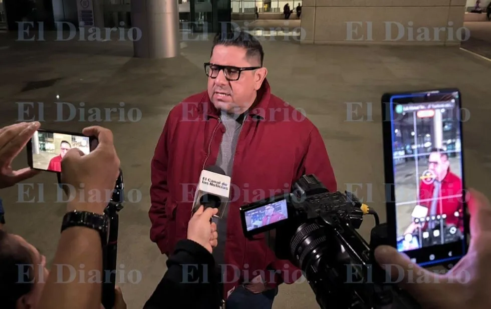 Esperan rebasar 2 mil firmas a favor de César J.