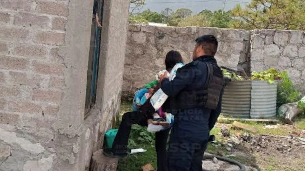 Niño salva la vida tras ser picado por alacrán en Durango