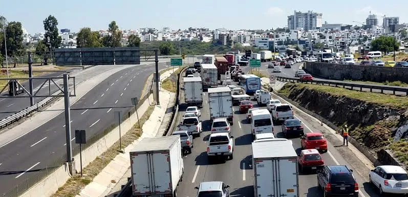 Movilizaciones de transportistas podrían afectar carreteras federales de Querétaro