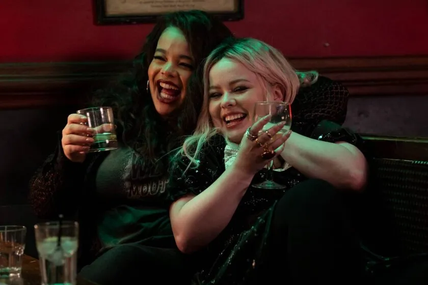 Está pasando desapercibida, pero 'Big Mood' es una serie estupenda y su temporada 2 tiene a una Nicola Coughlan en estado de gracia