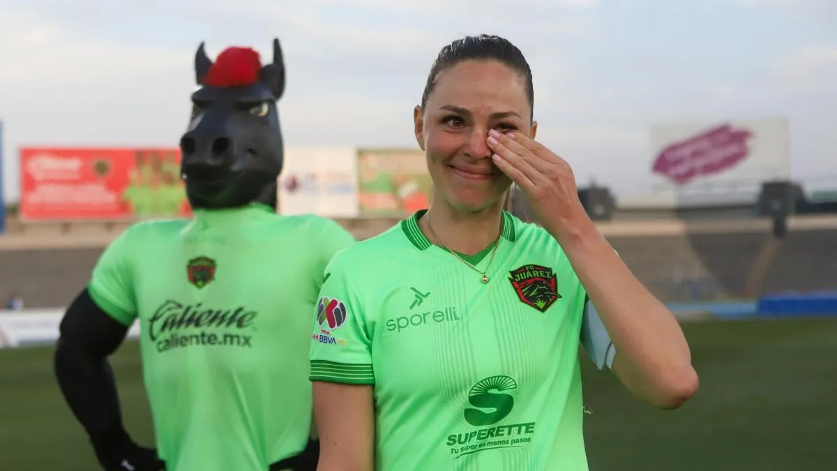 "Decían que no podía jugar futbol, por ser mujer”: Janelly Farías