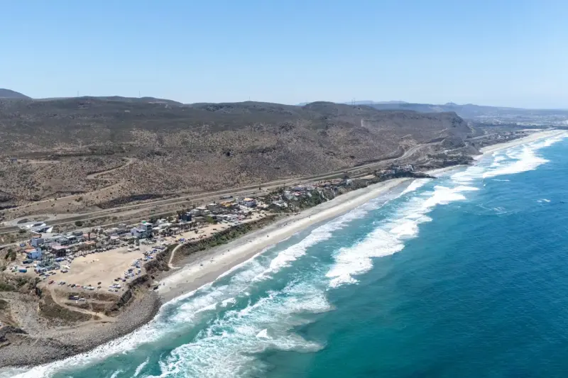 Continúa búsqueda de César Yadiel, quien desapareció tras ingresar al mar en Los Alisitos