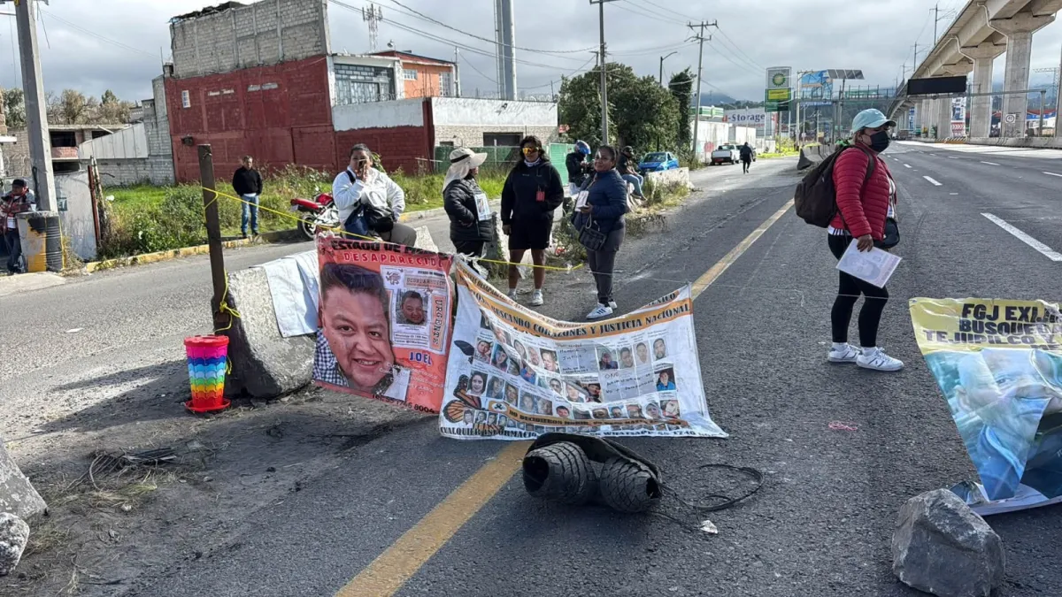 Suman 30 horas de bloqueo en la México-Toluca; accede FGJEM a dialogar