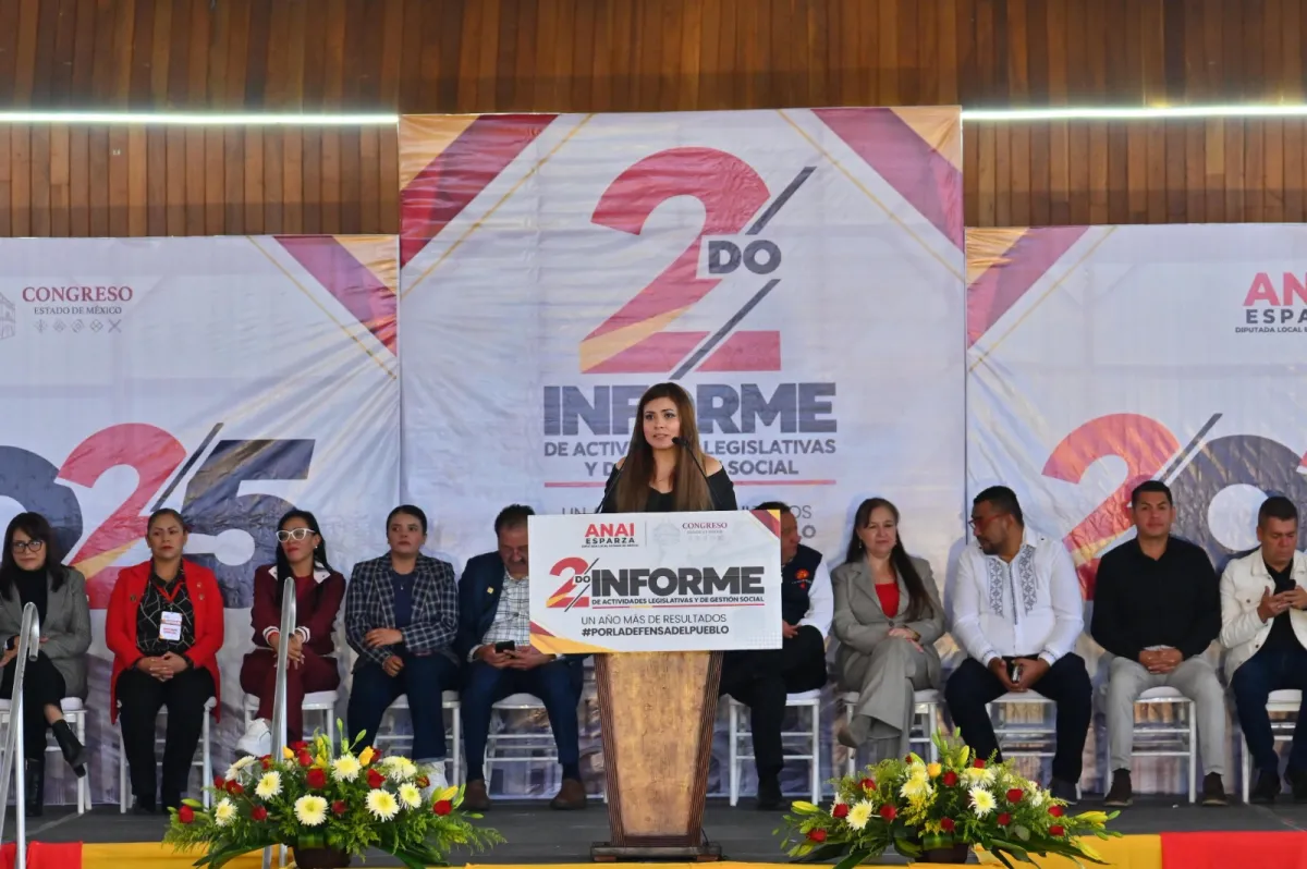 Rinde Yareli Esparza 2do informe de trabajo legislativo en Zinacantepec