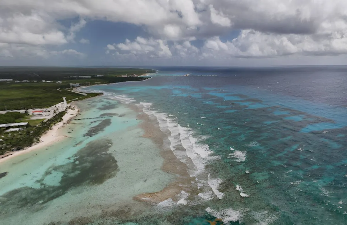 Punta Venado, el proyecto turístico en Quintana Roo que fue autorizado parcialmente tras un rechazo ambiental en 2024, enfrenta cuestionamientos por posibles daños al manglar y la biodiversidad mientras la Semarnat establece medidas para la conservación
