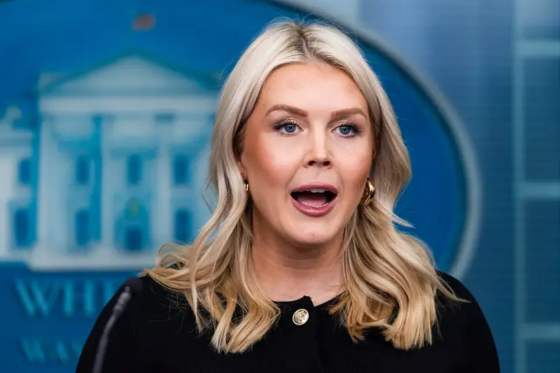 Karoline Leavitt se incorpora como comentarista de Fox News tras dejar la Casa Blanca