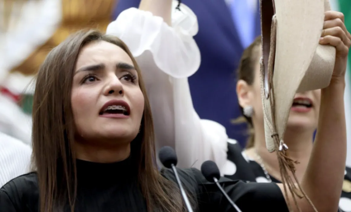 Grecia Quiroz, en el top 10 de los alcaldes mejor evaluados del país
